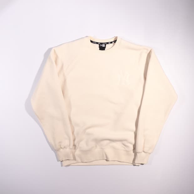 뉴에라 양키스 후리스 맨투맨 B275