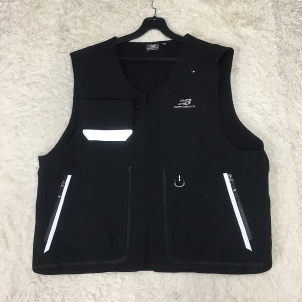 뉴발란스 카메라멘 유틸리티 베스트 BB13