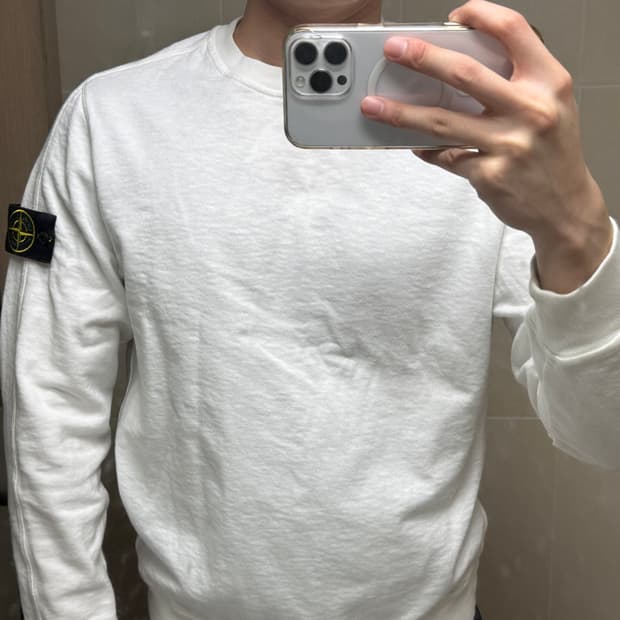 스톤아일랜드 맨투맨