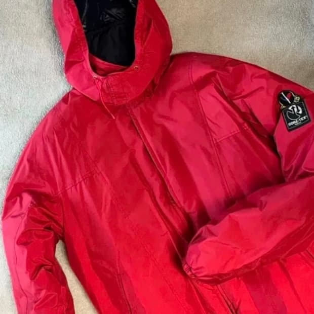 8-90s 몽클레어 x asics 스키점퍼 고어텍스