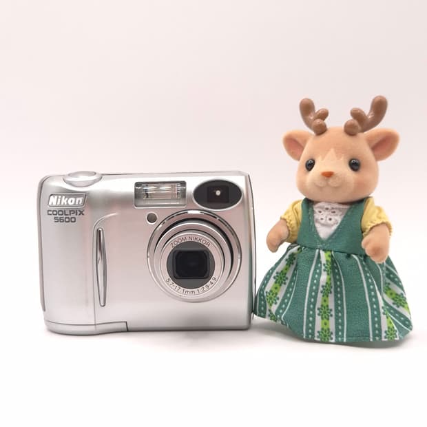 미품🌟 니콘 쿨픽스 5600 🍒 상큼한 감성샷 미니디카✨