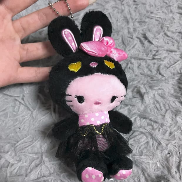 산리오 고전 헬로키티 정품 블랙 우사기 토끼 키링 핑크 인형 양도