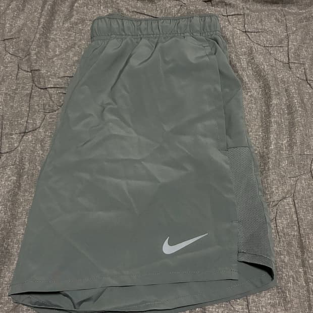 나이키 5인치 브리프 라인드 버서타일 쇼츠