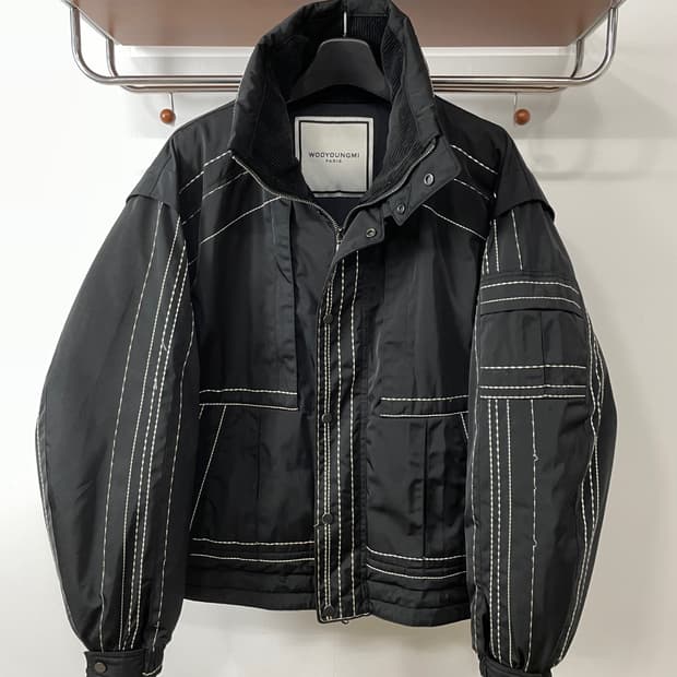 우영미 스티치 구스다운 패딩