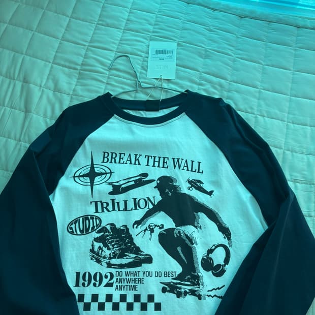 트릴리온 롱슬리브