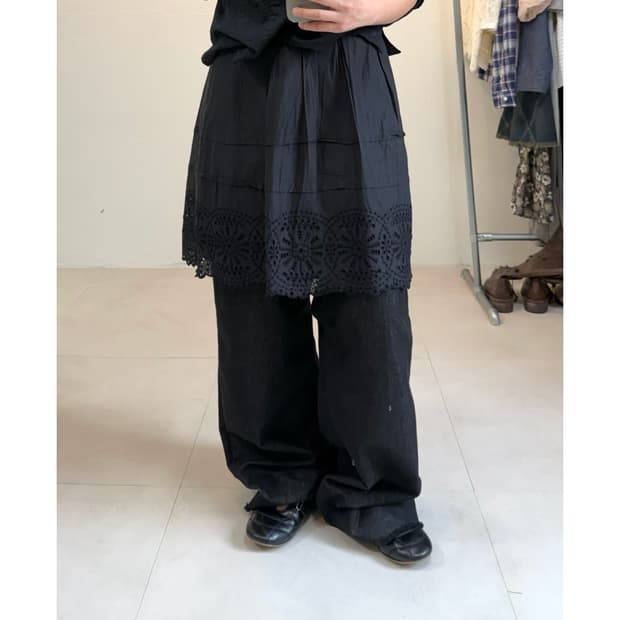 a.v.v standard 스커트