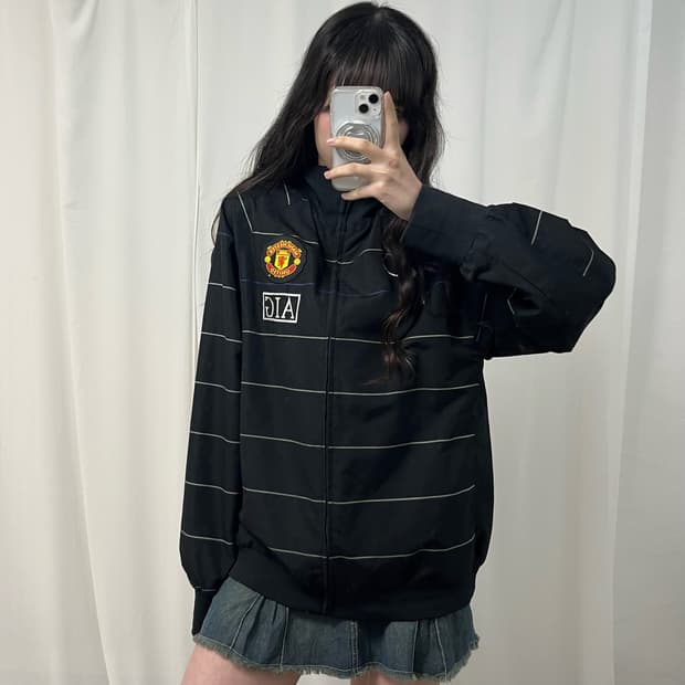 Nike black Manchester United windbreaker
