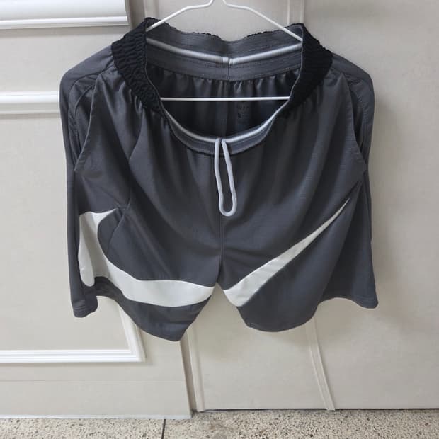 나이키 반바지 m