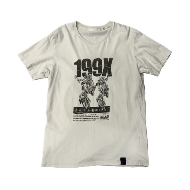 Uniqlo x 북두의 권 티셔츠