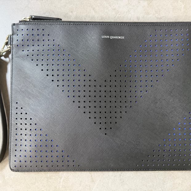 루이까또즈 클러치백