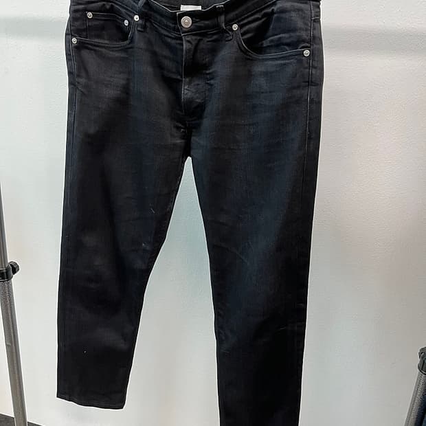 37) 버버리 신형 스판 블랙진 