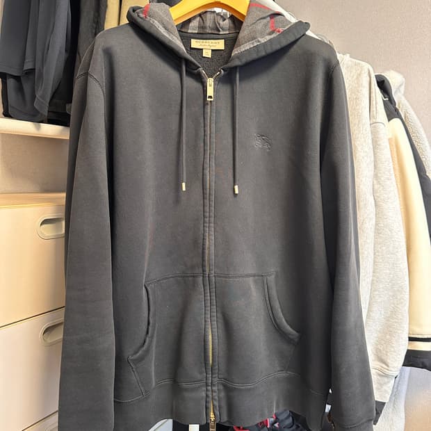 버버리 후드집업