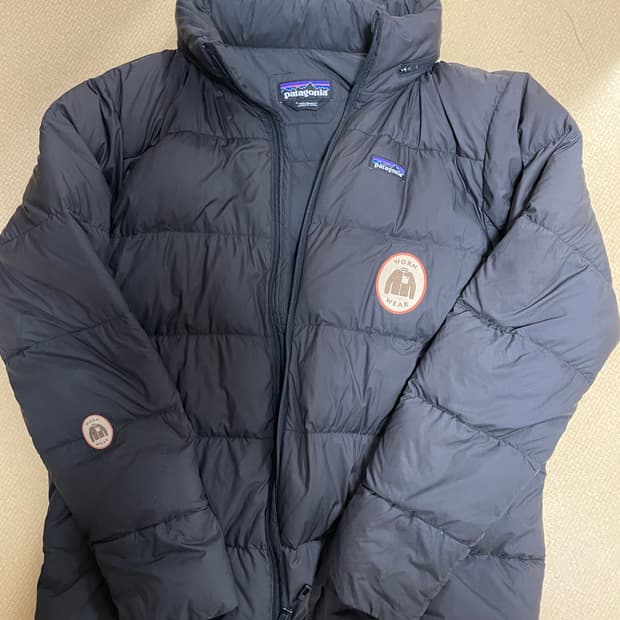 [L] 파타고니아 사일런트 다운 패딩