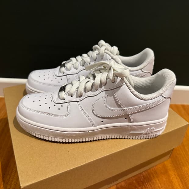 나이키 에어포스 1 '07 로우 화이트