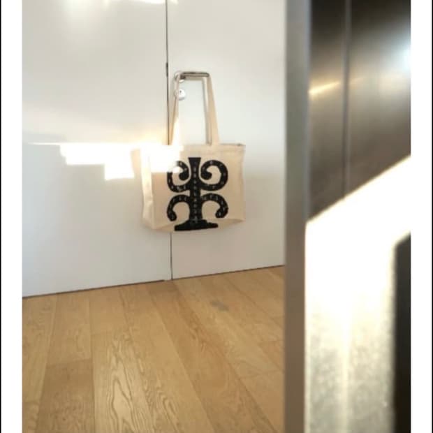 88 curate 88oncanvas bag