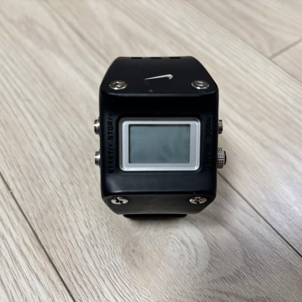 Nike WC0045 Vintage Digital Watch  나이키 