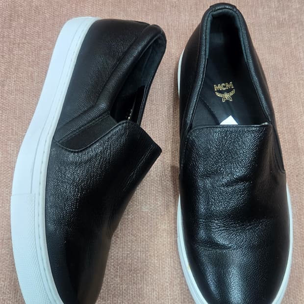 MCM 240mm- 블랙 가죽 슬립온 스니커즈