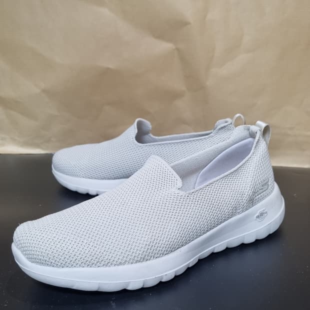 스케쳐스 고워크 조이 여성슬립온240 