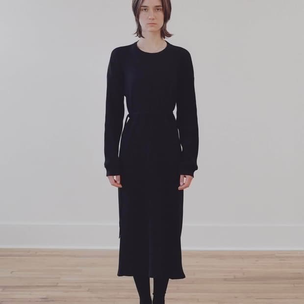 [XXS,XS,S]베이스레인지 25fw Shaw 랩 원피스/블랙