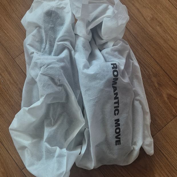 로맨틱무브 더비슈즈 팝니다