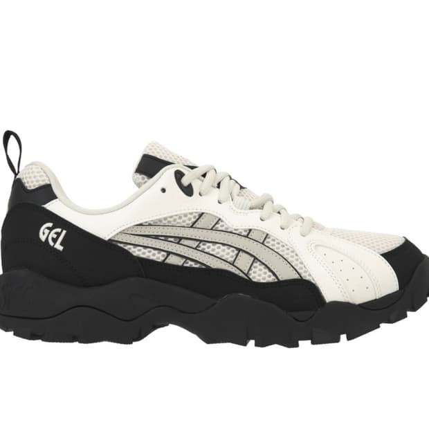 아식스 젤 트럭 화이트블랙 255