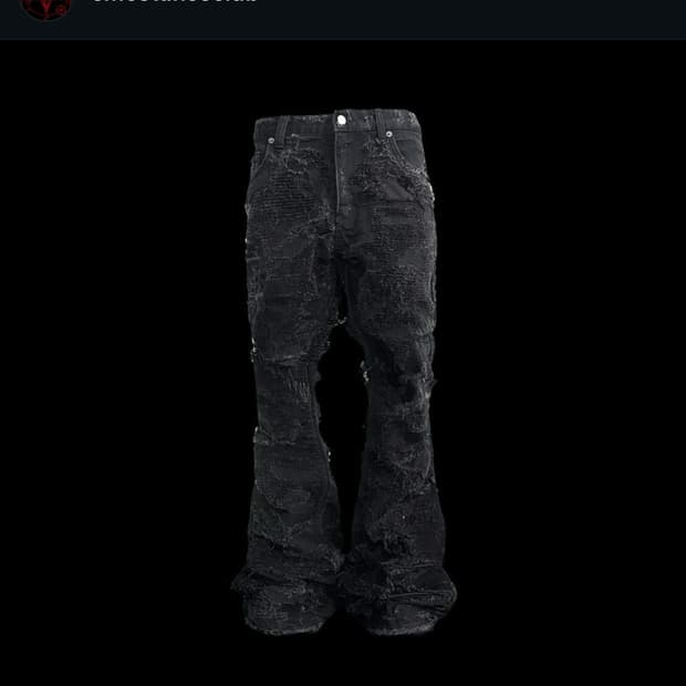 에모스탠스클럽 보로진 1사이즈 블랙 구합니다.