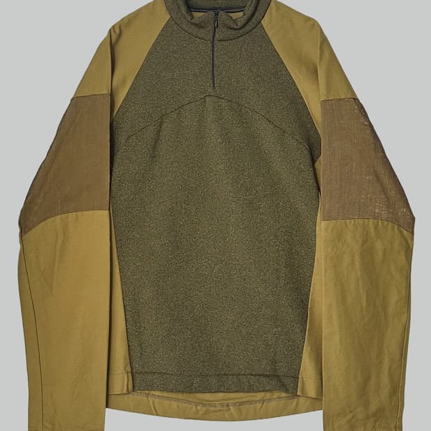 코트와일러 하프 집업