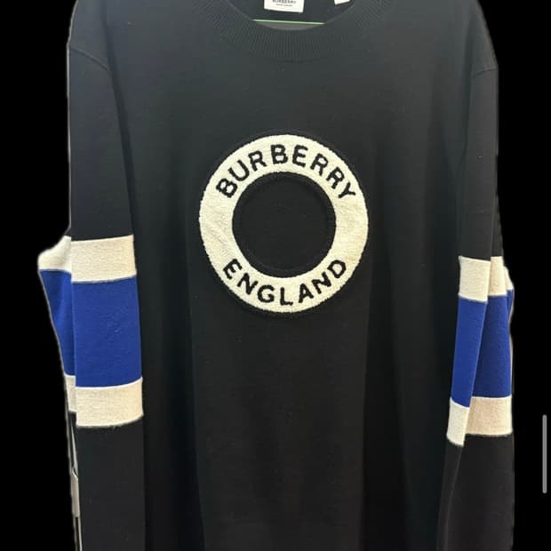Burberry 스웨터
