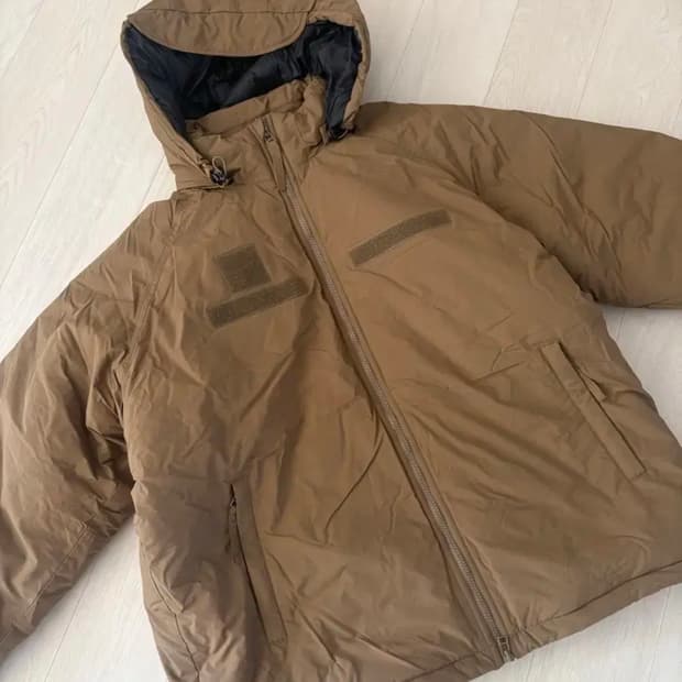 아웃스탠딩 프리마로프트 패딩