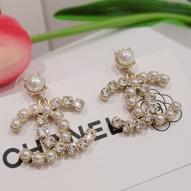 샤넬 진주 크리스탈 귀걸이 업사이클링 