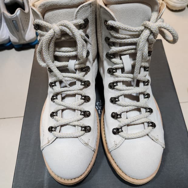 일레븐티 트래킹 슈즈 유일매물