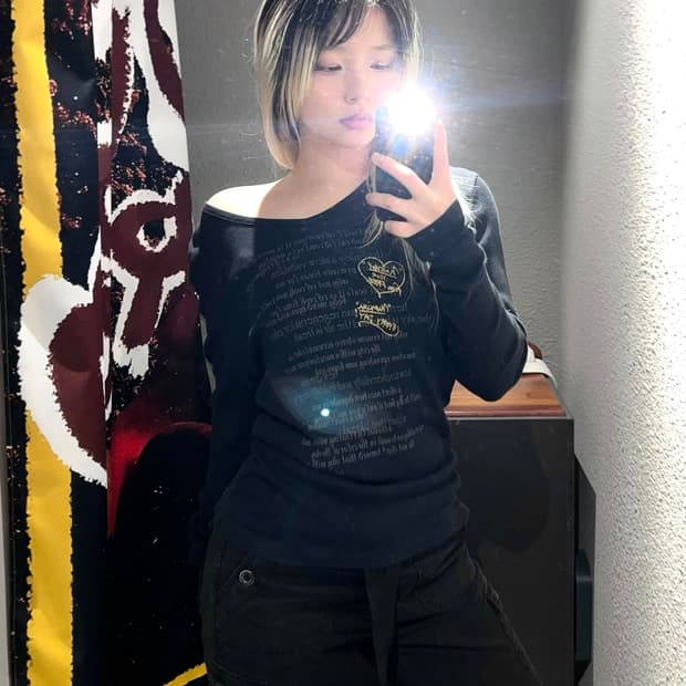 빈티지 프린팅 브이넥 롱슬리브