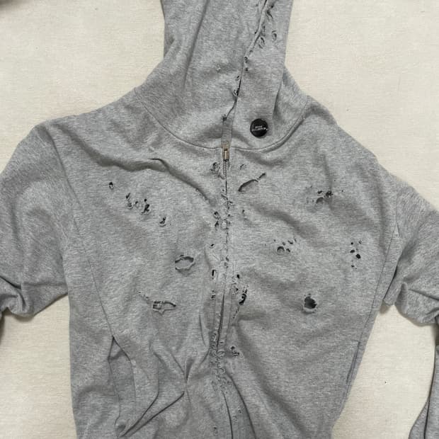 damage hoodie zip up