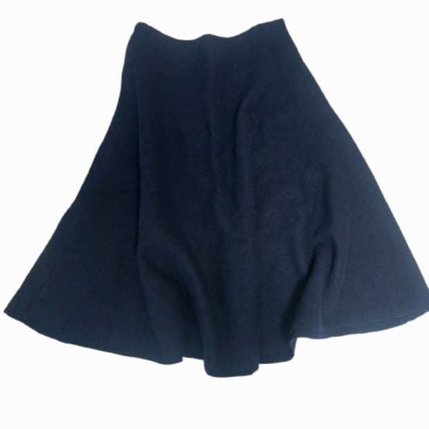 네이비 플레어 A라인 미디스커트