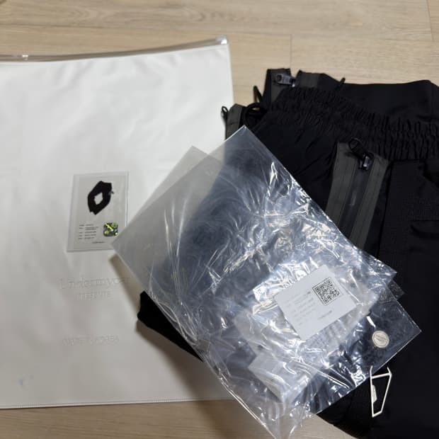 새상품 언더마이카 LEGION01 리전01 블랙/블랙 사이즈3