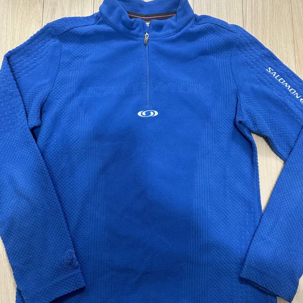 살로몬 테리소재(수건) 올드스쿨 크롭집업 s