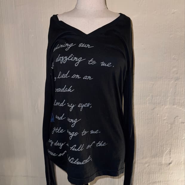00s printed design V-neck sleeve
