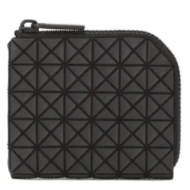 이세이미야케 바오바오 클램 월렛 지퍼 반지갑