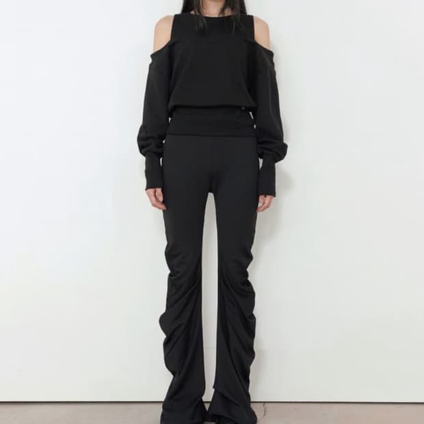 보험서 보헤미안 서울 LAYERED SWEATSHIRT, BLACK