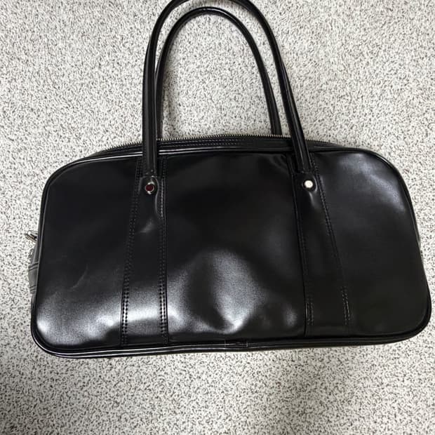 꼼데가르송 더블지퍼백 라지 사이즈 급처!!!