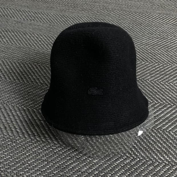 라코스테 자수로고 블랙 버킷햇y 3205
