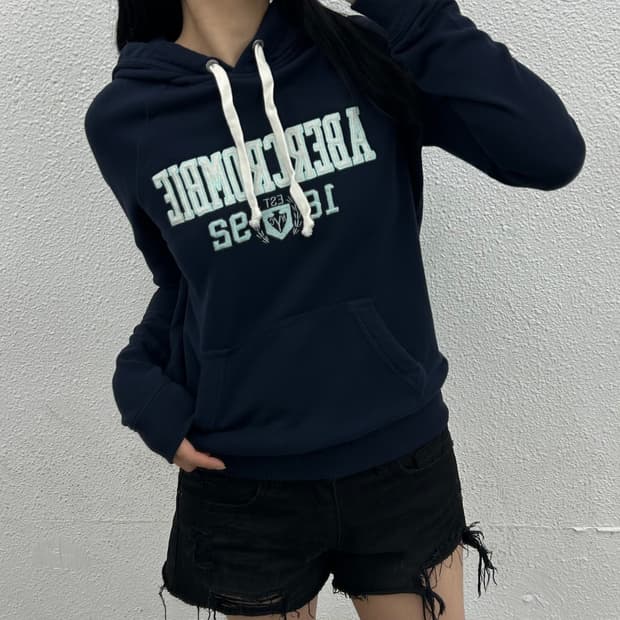 아베크롬비 센터로고 네이비 후드 S