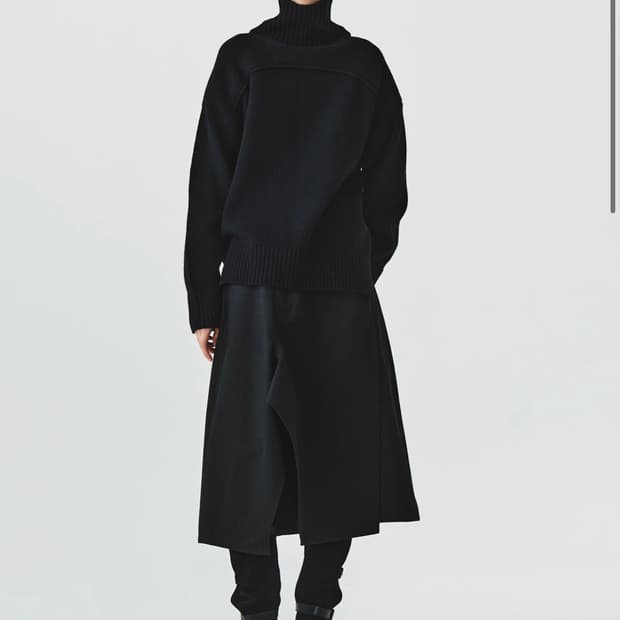 킴마틴 언발란스 스커트