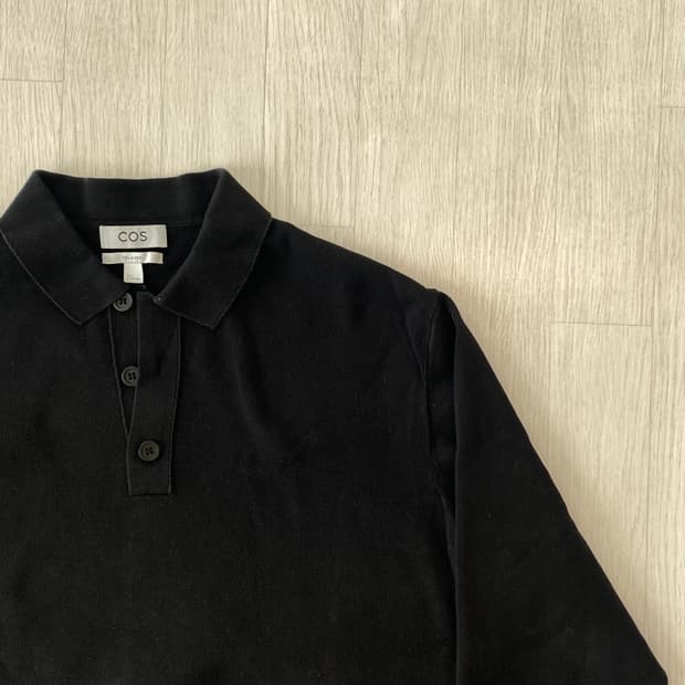 코스[COS] 폴로 카라 니트 블랙 L