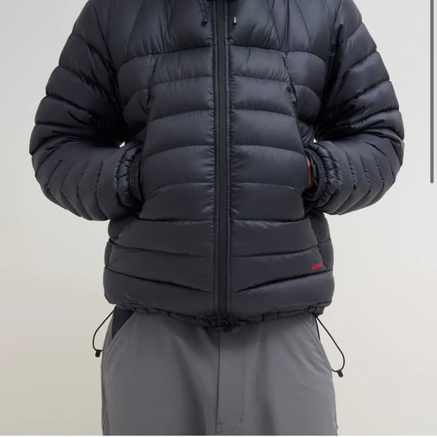 데상트 얼터레인 자운드 다운자켓 xl 구합니다