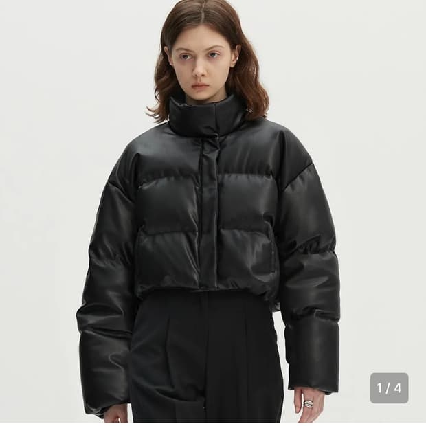 몽돌 레더 덕다운 크롭 패딩 블랙 M