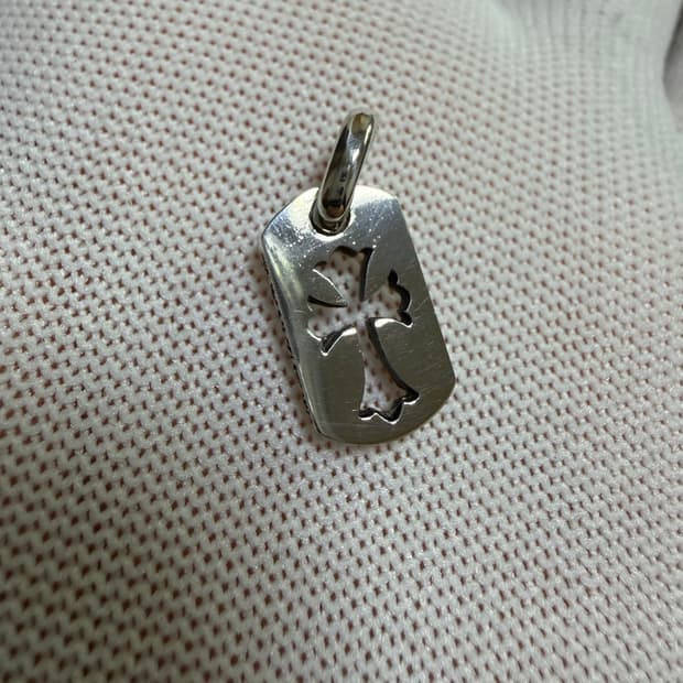 [새상품] 크롬하츠 타이니 컷아웃 크로스 도그택