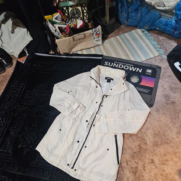 DKNY 여성 바람막이