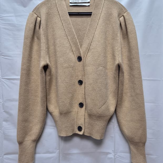 김해김 x mo&co 가디건