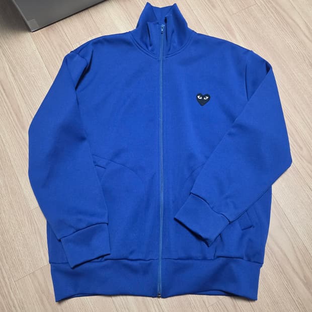 XL) 꼼데가르송 블랙 와펜 트랙 집업